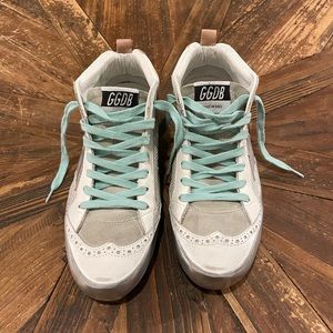NWT NEVER WORN - GOLDEN GOOSE SNEAKERS - size 36 / 6